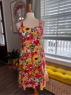 Adjustable Strap Cotton Stretch Floral Sundress in Yellow & Pink
